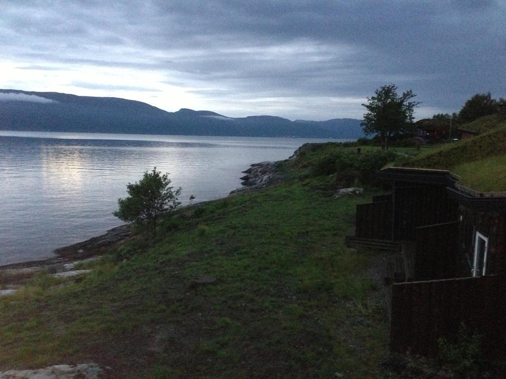 Brekkestranda Fjordhotel Brekke  Bagian luar foto