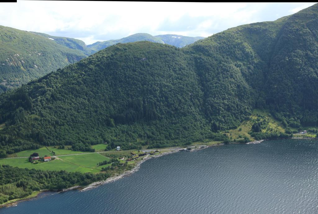 Brekkestranda Fjordhotel Brekke  Bagian luar foto