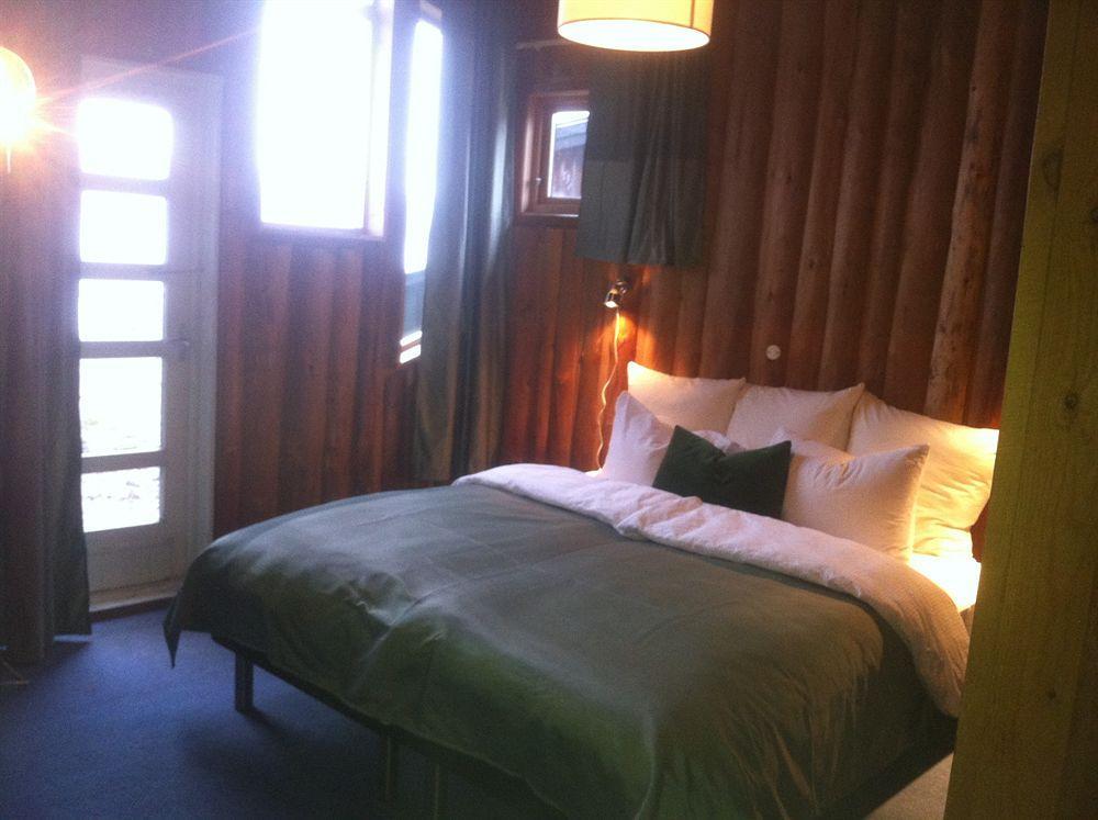 Brekkestranda Fjordhotel Brekke  Bagian luar foto