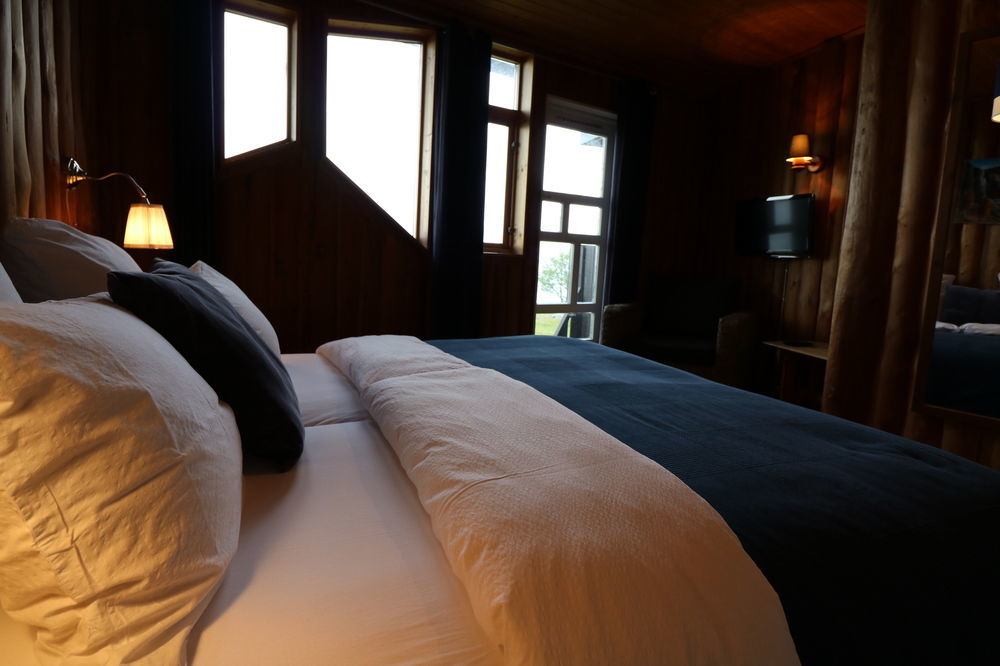 Brekkestranda Fjordhotel Brekke  Bagian luar foto