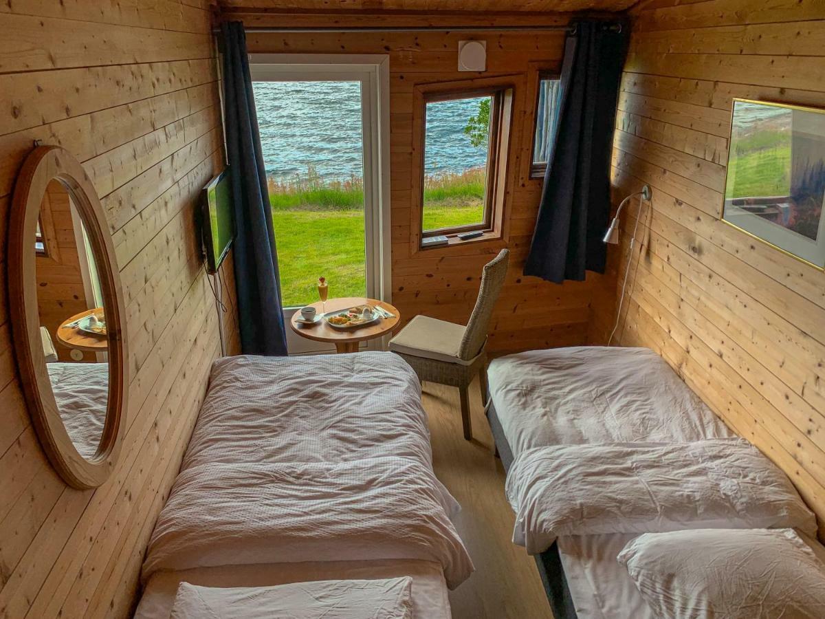Brekkestranda Fjordhotel Brekke  Bagian luar foto